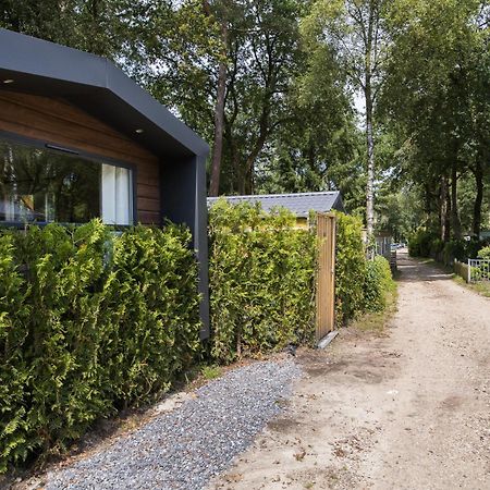 Veluwe Hoenderloo Luxury Chalet With Private Sauna And Hot Tub - Swimming Pool Tennis Court Supermarket Bowling Alley Theatre And Entertainment For Children Luaran gambar