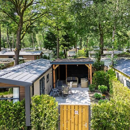 Veluwe Hoenderloo Luxury Chalet With Private Sauna And Hot Tub - Swimming Pool Tennis Court Supermarket Bowling Alley Theatre And Entertainment For Children Luaran gambar