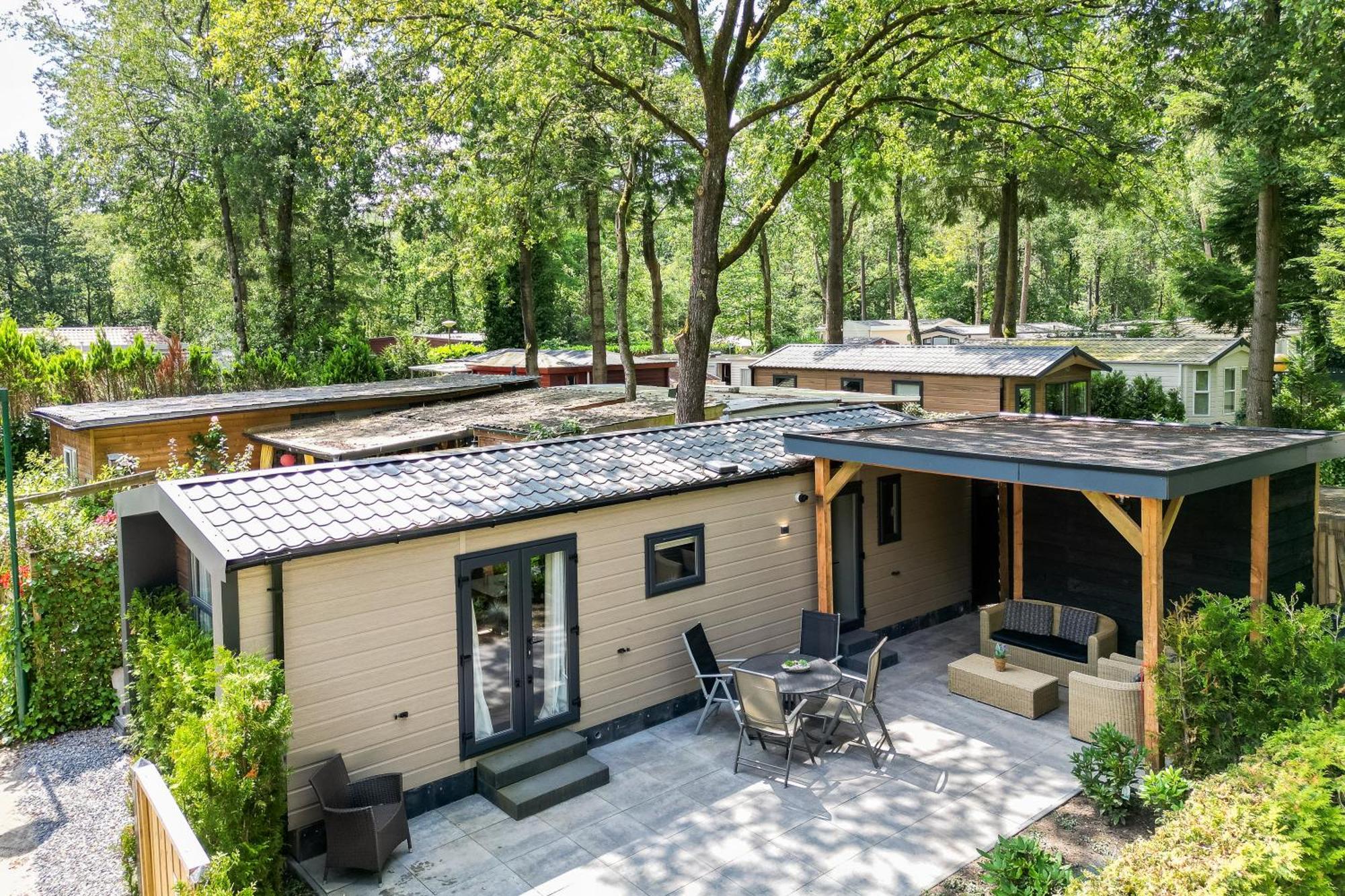 Veluwe Hoenderloo Luxury Chalet With Private Sauna And Hot Tub - Swimming Pool Tennis Court Supermarket Bowling Alley Theatre And Entertainment For Children Luaran gambar