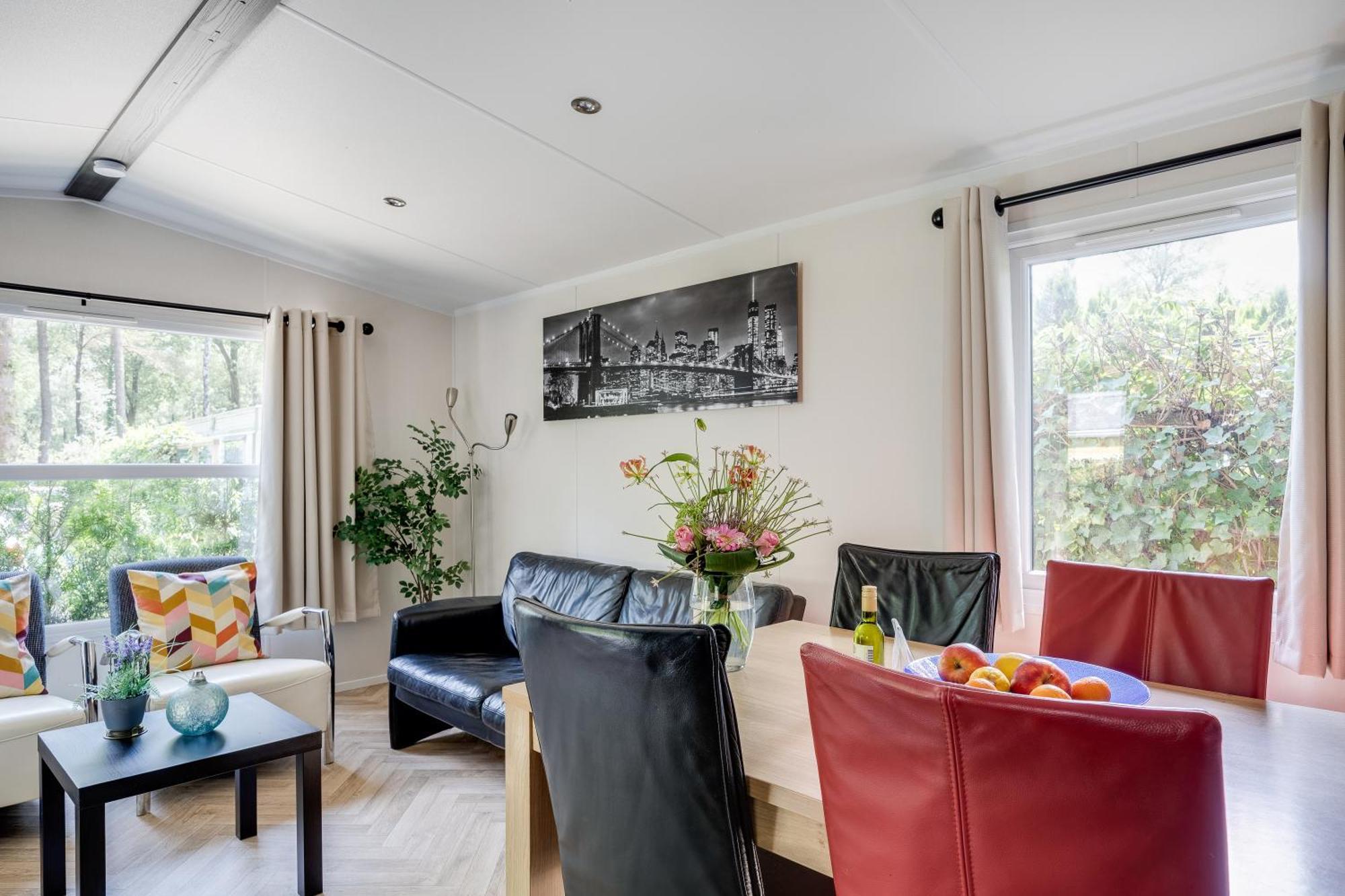 Veluwe Hoenderloo Luxury Chalet With Private Sauna And Hot Tub - Swimming Pool Tennis Court Supermarket Bowling Alley Theatre And Entertainment For Children Luaran gambar